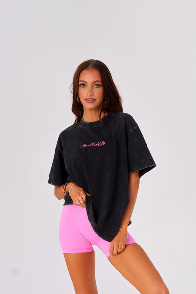 Washed Oversize Tee - Black / Pink logo
