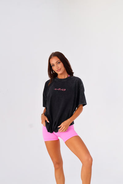 Washed Oversize Tee - Black / Pink logo
