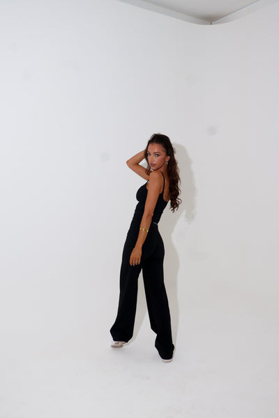 Calm Flares - Black
