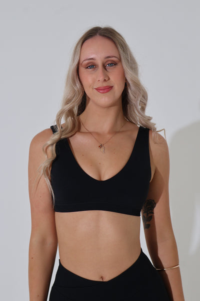 Calm Crop - Black