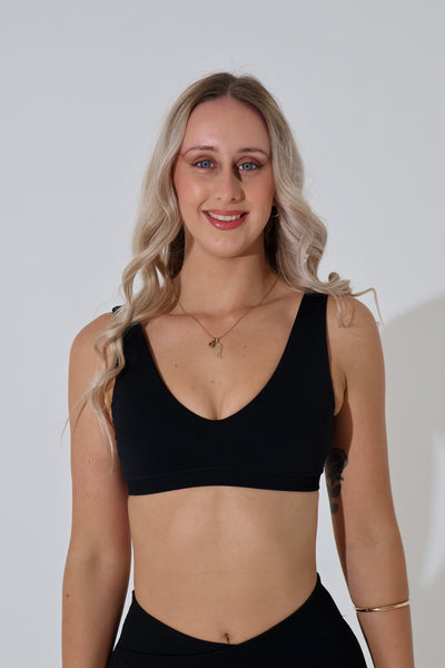 Calm Crop - Black